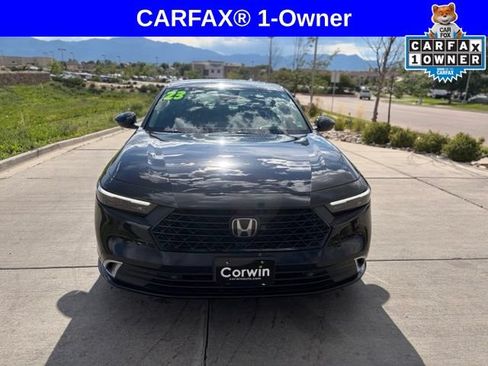 Used 2023 Honda Accord Touring image 2