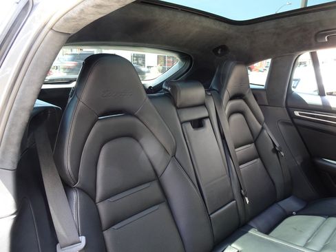 Used 2018 Porsche Panamera Turbo Sport Turismo AWD/4WD image 19
