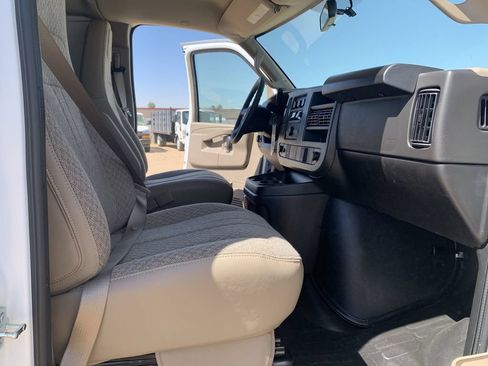 New 2026 Chevrolet Express 2500 RWD image 26
