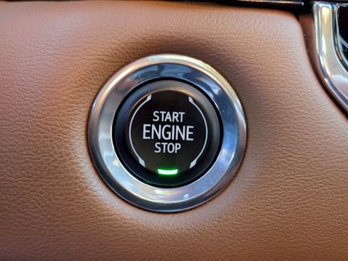 Certified 2024 GMC Canyon AT4 w/ Canyon Safety Plus Package AWD/4WD image 32