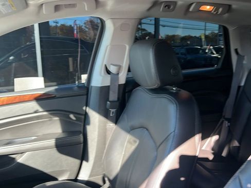 Used 2013 Cadillac SRX Luxury w/ Driver Awareness Package image 24