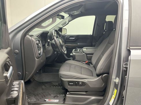 Certified 2021 Chevrolet Silverado 1500 LT AWD/4WD image 3