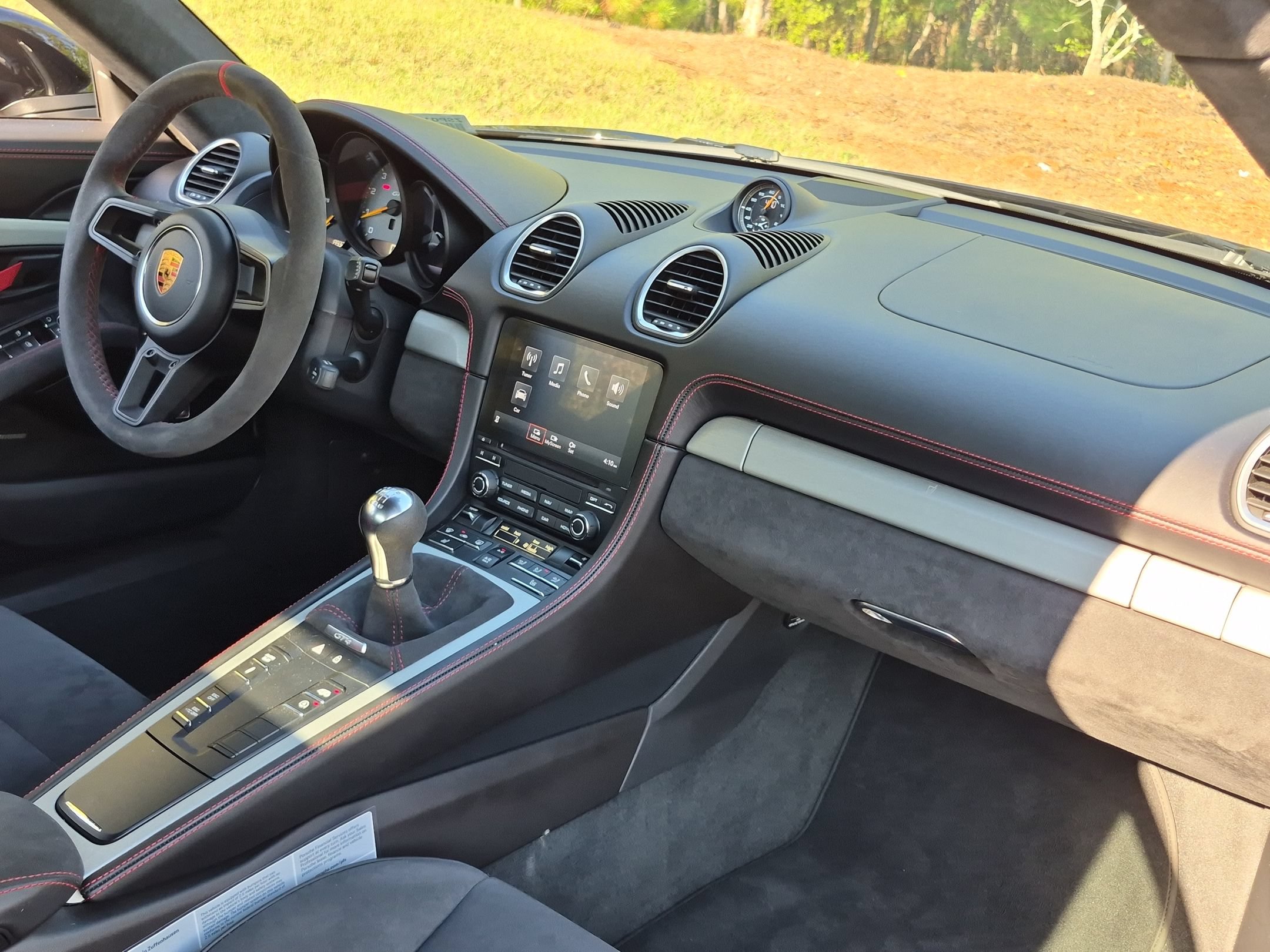 Certified 2020 Porsche 718 Cayman GT4 RWD image 22