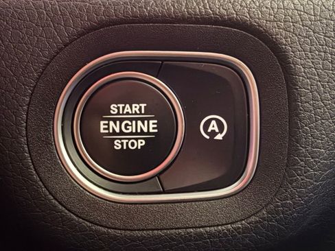 Used 2021 Mercedes-Benz GLE 350 4MATIC image 24