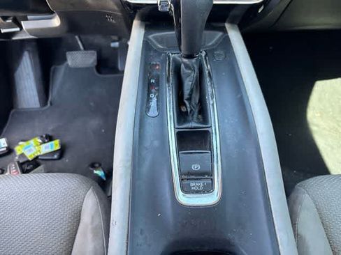 Used 2017 Honda HR-V EX image 18