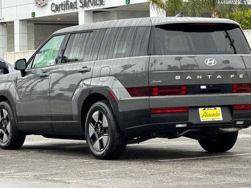 Certified 2026 Hyundai Santa Fe SE FWD image 6