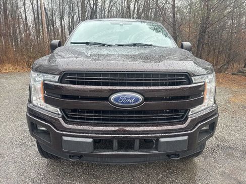 Used 2020 Ford F150 Lariat image 2
