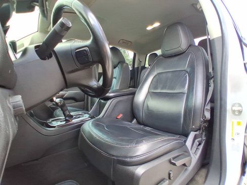 Used 2016 GMC Canyon SLT w/ Driver Alert Package RWD image 13