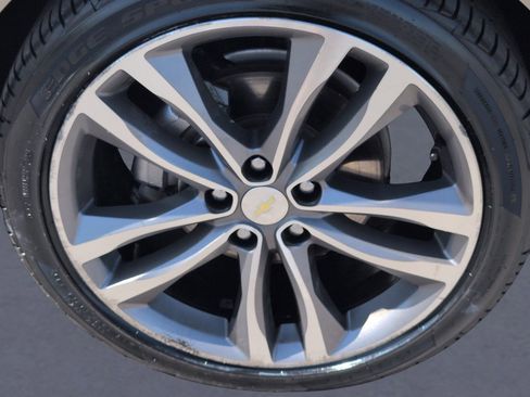 Used 2022 Chevrolet Malibu LT FWD image 36