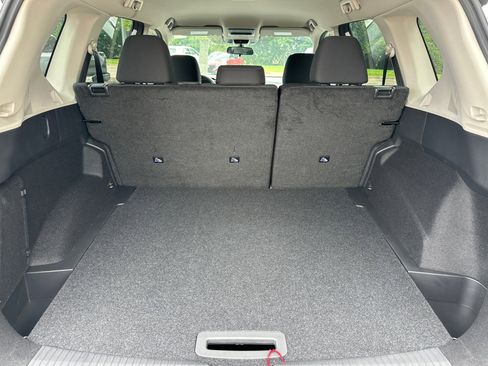 New 2025 Nissan Rogue SV image 19