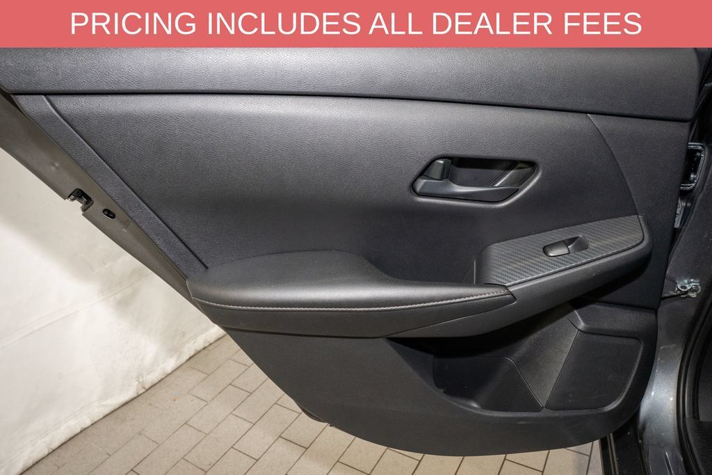 Used 2024 Nissan Sentra S w/ Lighting Package FWD image 8