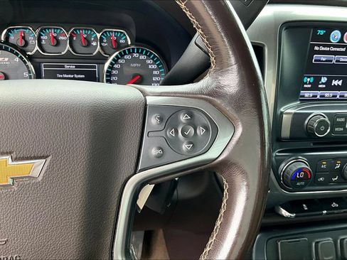 Used 2018 Chevrolet Silverado 1500 LT w/ All Star Edition AWD/4WD image 16