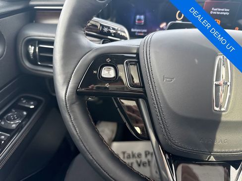 Used 2025 Lincoln Aviator Reserve w/ Jet Appearance Package image 36