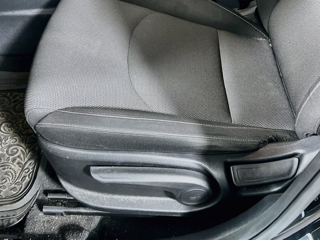 Certified 2023 Kia Forte LXS FWD image 10