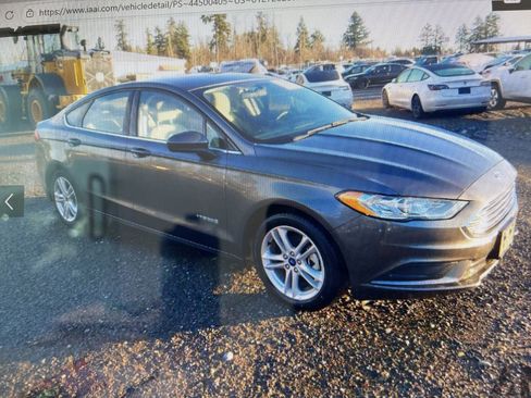 Used 2018 Ford Fusion S image 15