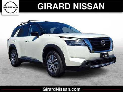 Used 2024 Nissan Pathfinder SL AWD/4WD image 1