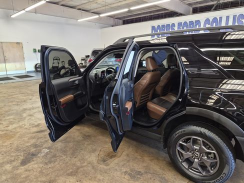 Certified 2022 Ford Bronco Sport Badlands w/ Premium Package AWD/4WD image 15
