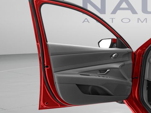 Certified 2025 Hyundai Elantra SEL FWD image 12