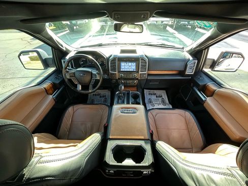 Used 2016 Ford F150 Limited w/ Trailer Tow Package image 10