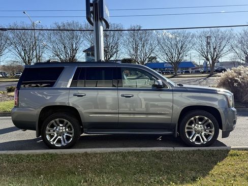 Used 2019 GMC Yukon SLT w/ Premium Edition image 8