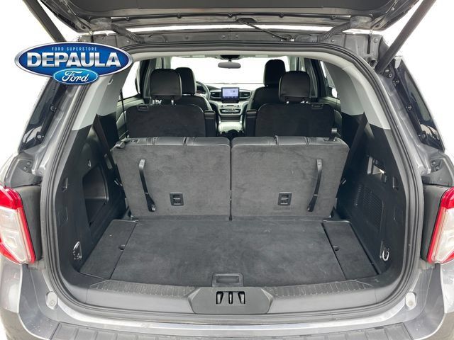 Used 2024 Ford Explorer XLT w/ Equipment Group 202A AWD/4WD image 6