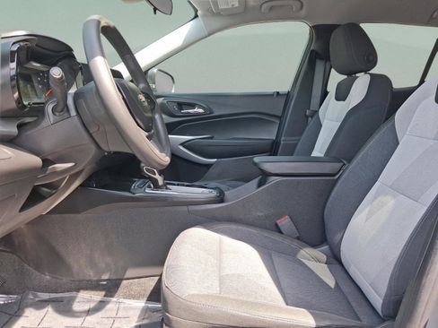 Used 2024 Chevrolet Trax LS w/ Driver Confidence Package FWD image 23