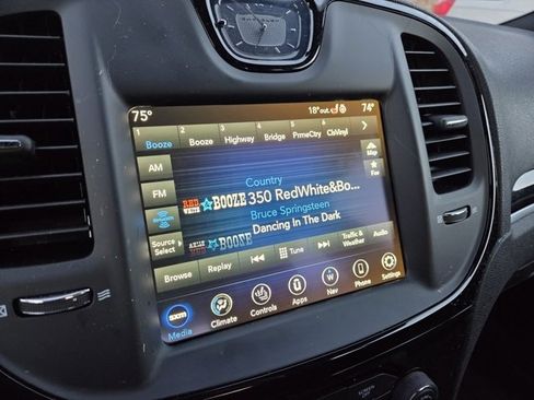 Used 2023 Chrysler 300 S w/ Comfort Group image 10