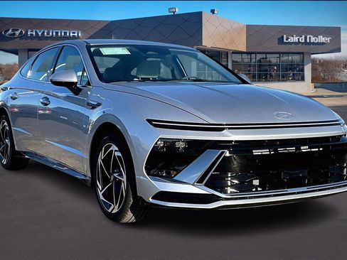 New 2026 Hyundai Sonata SEL image 2
