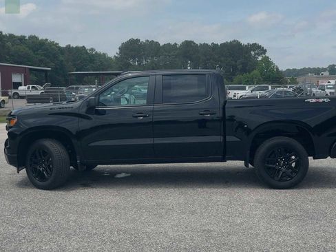 New 2026 Chevrolet Silverado 1500 Custom w/ Rally Edition AWD/4WD image 4