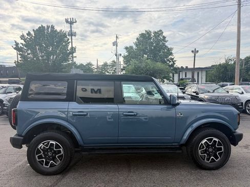 Used 2023 Ford Bronco Outer Banks AWD/4WD image 9