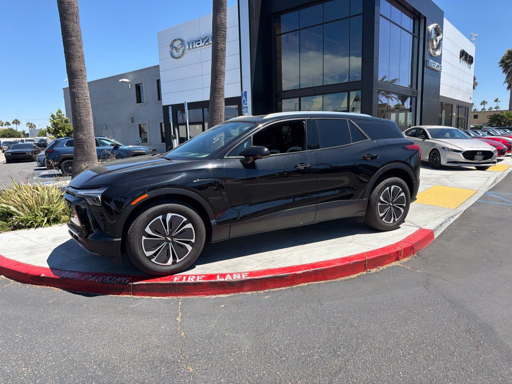 Used 2024 Chevrolet Blazer EV LT AWD/4WD image 4
