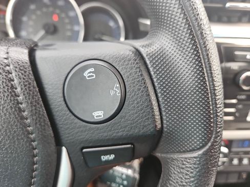 Used 2016 Toyota Corolla LE FWD image 28