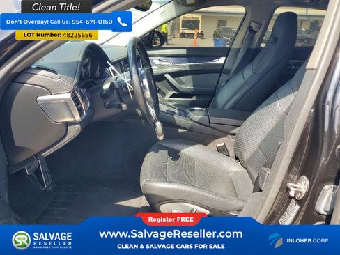 Used 2013 Porsche Panamera 4S image 9