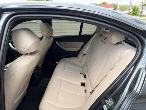 Used 2016 BMW 340i xDrive Sedan AWD/4WD image 16