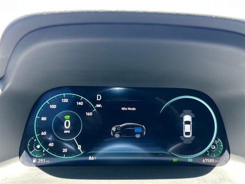 Used 2022 Hyundai Sonata Limited w/ Cargo Package FWD image 3