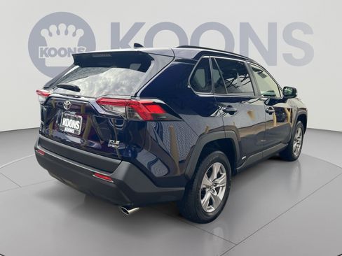 Used 2025 Toyota RAV4 XLE AWD/4WD image 5
