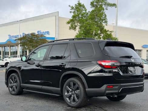 New 2026 Honda Pilot Sport image 6