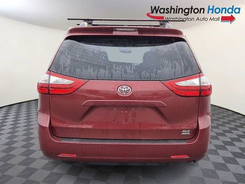 Used 2016 Toyota Sienna XLE AWD/4WD image 5