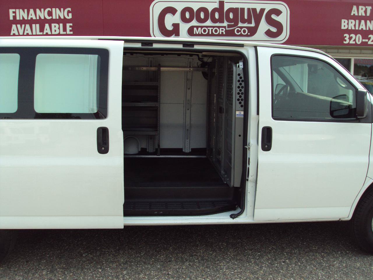 Used 2011 Chevrolet Express 3500 Extended w/ Power Package RWD image 8
