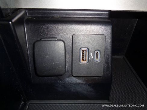 Used 2020 Ford Explorer Limited AWD/4WD image 15