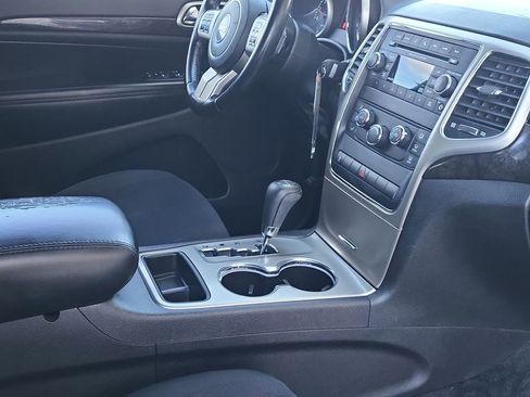 Used 2012 Jeep Grand Cherokee Laredo image 18