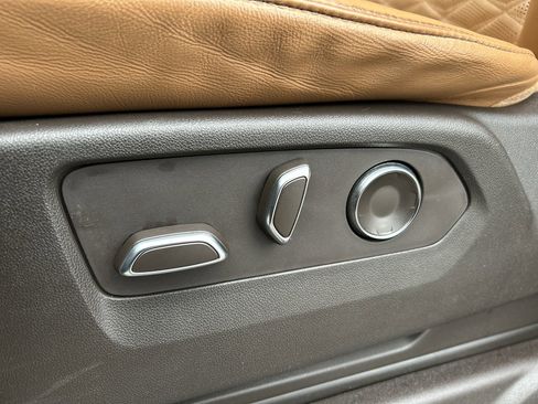 Used 2023 Cadillac Escalade Sport image 21