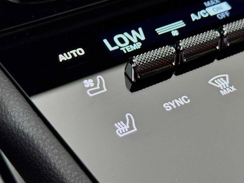 New 2026 Porsche Cayenne S image 16