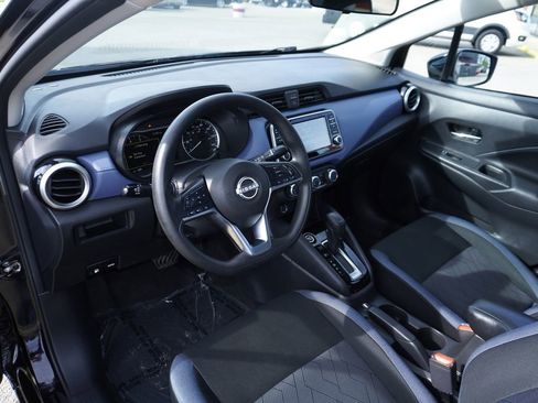 Used 2024 Nissan Versa SV image 24