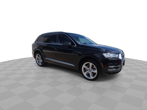 Used 2019 Audi Q7 3.0T Prestige w/ Prestige Package AWD/4WD image 2