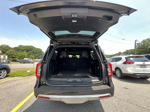 Used 2023 Ford Expedition Max Platinum AWD/4WD image 23