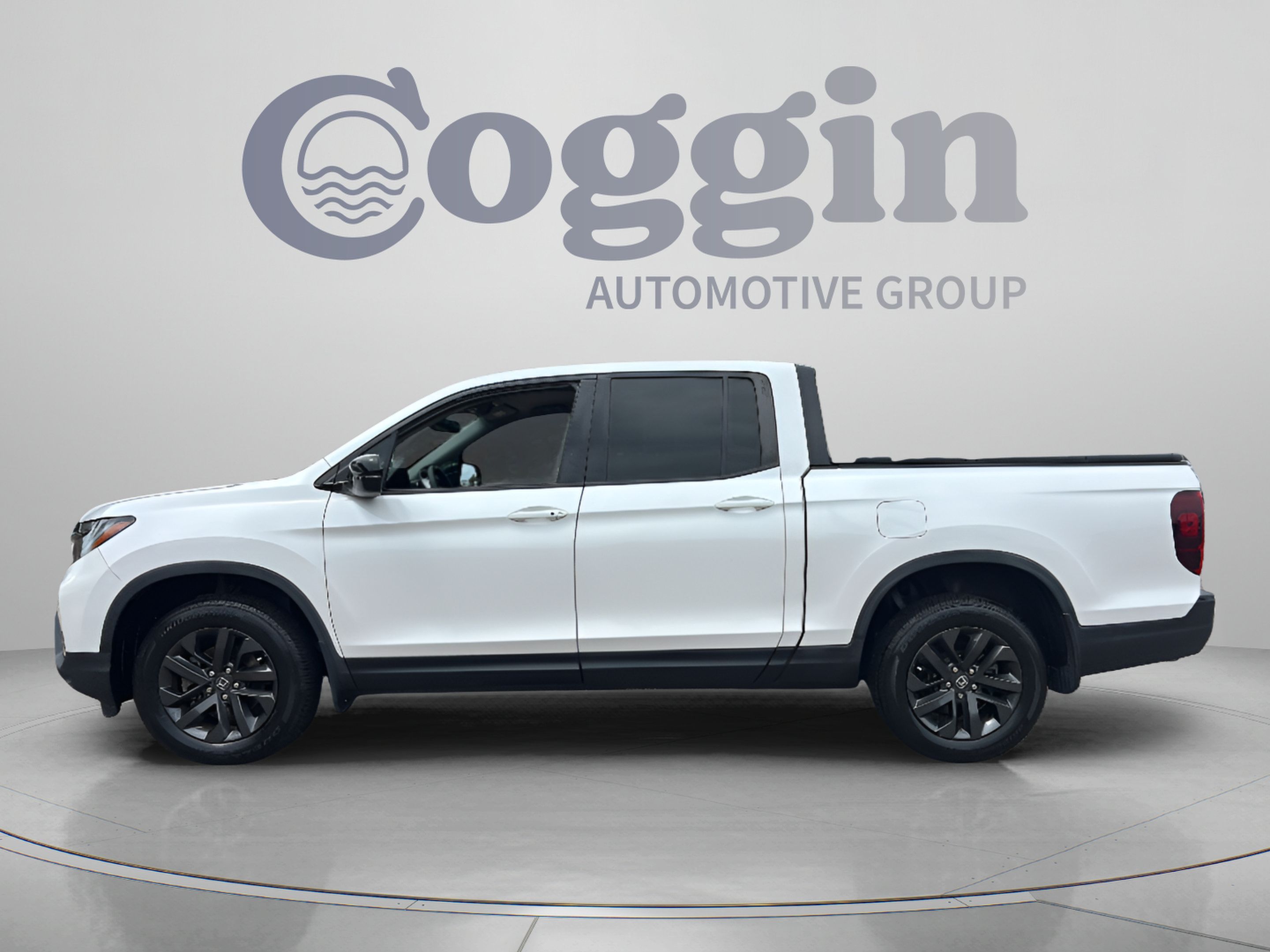 Certified 2023 Honda Ridgeline Sport image 2