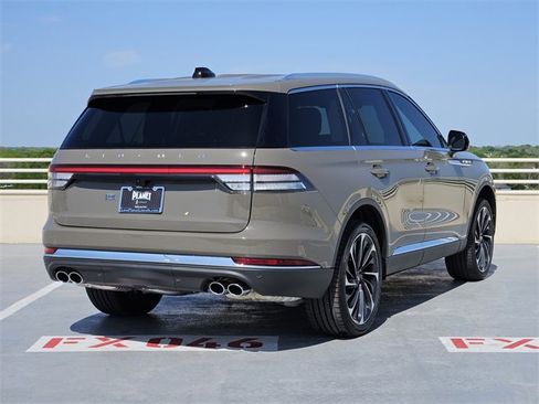 New 2025 Lincoln Aviator Reserve w/ Equipment Group 201A image 7