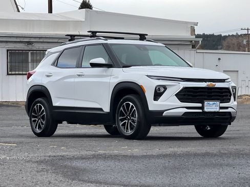 New 2026 Chevrolet TrailBlazer LT w/ Convenience Package image 9