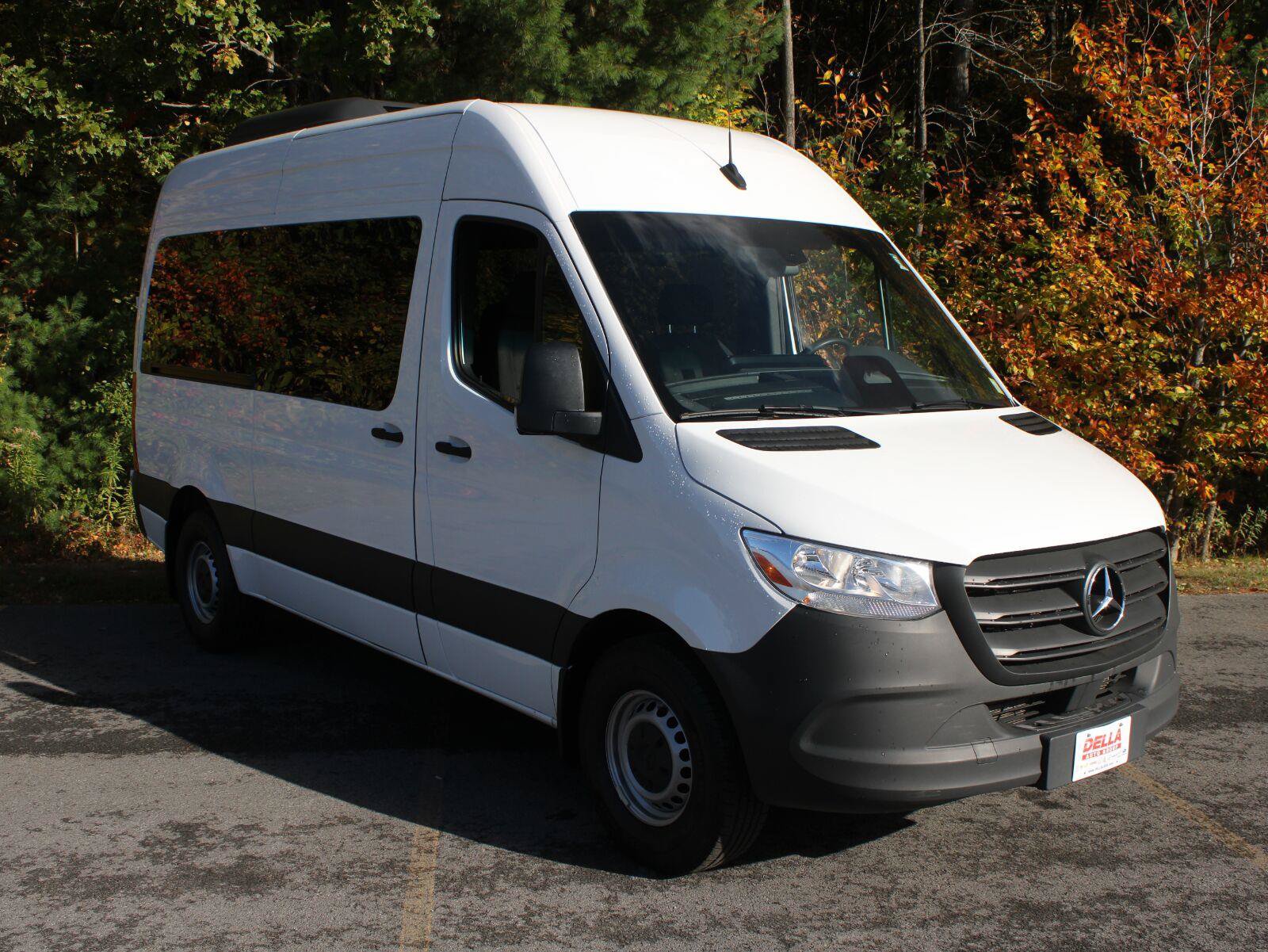 Used 2025 Mercedes-Benz Sprinter 2500 image 3